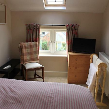 Bed and Breakfast The Old Bakery Barn Pattishall Esterno foto